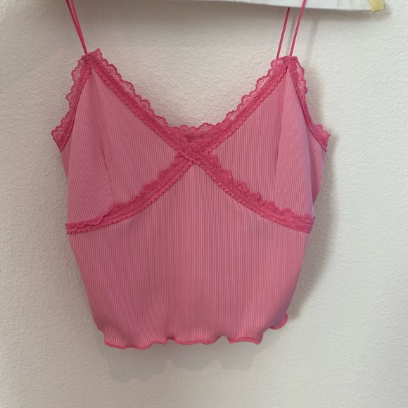 Pink Shein crop top - Picture 2 of 3
